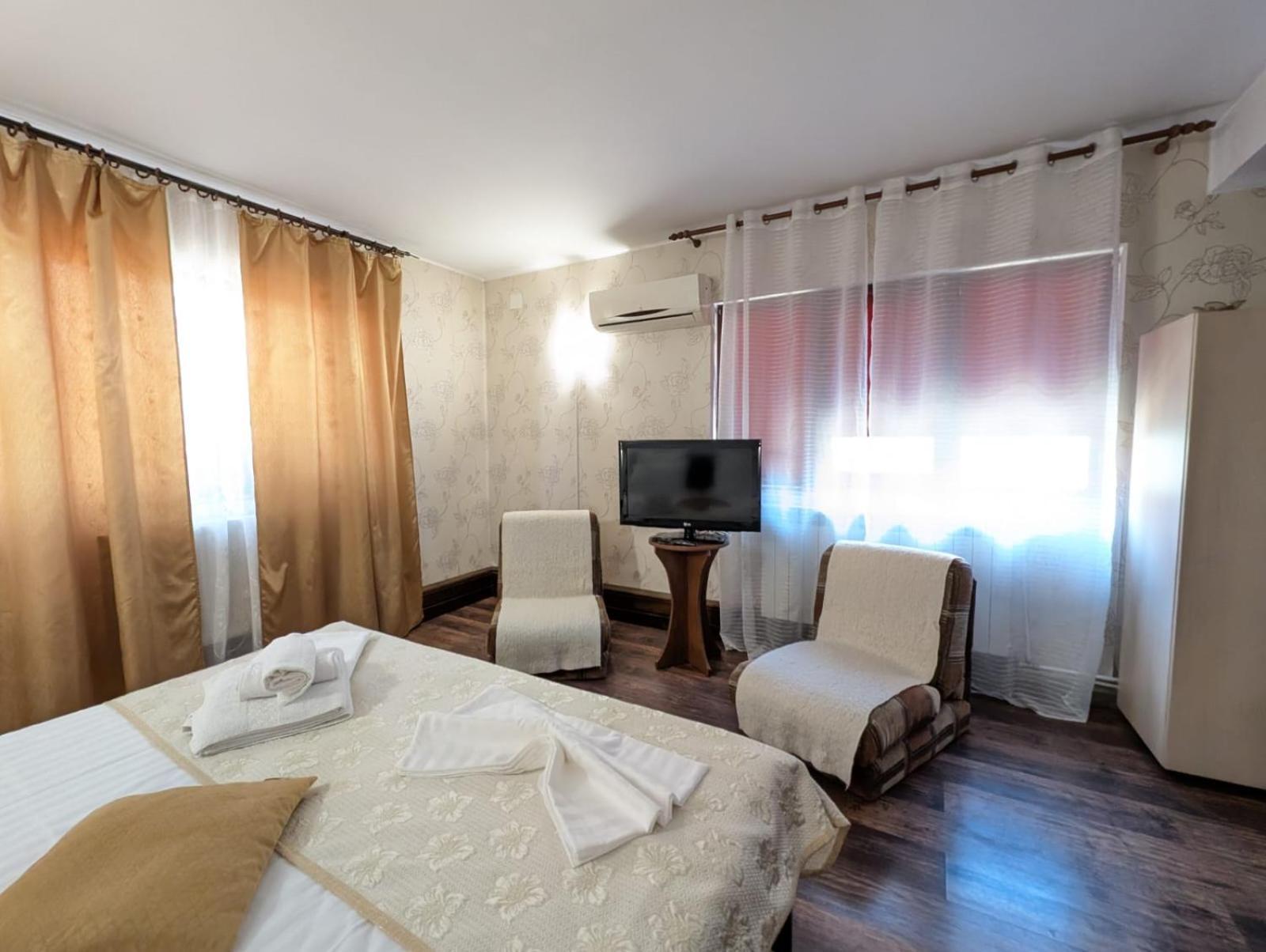 מלון Valea Adanca Casa Helen House, Iasi מראה חיצוני תמונה