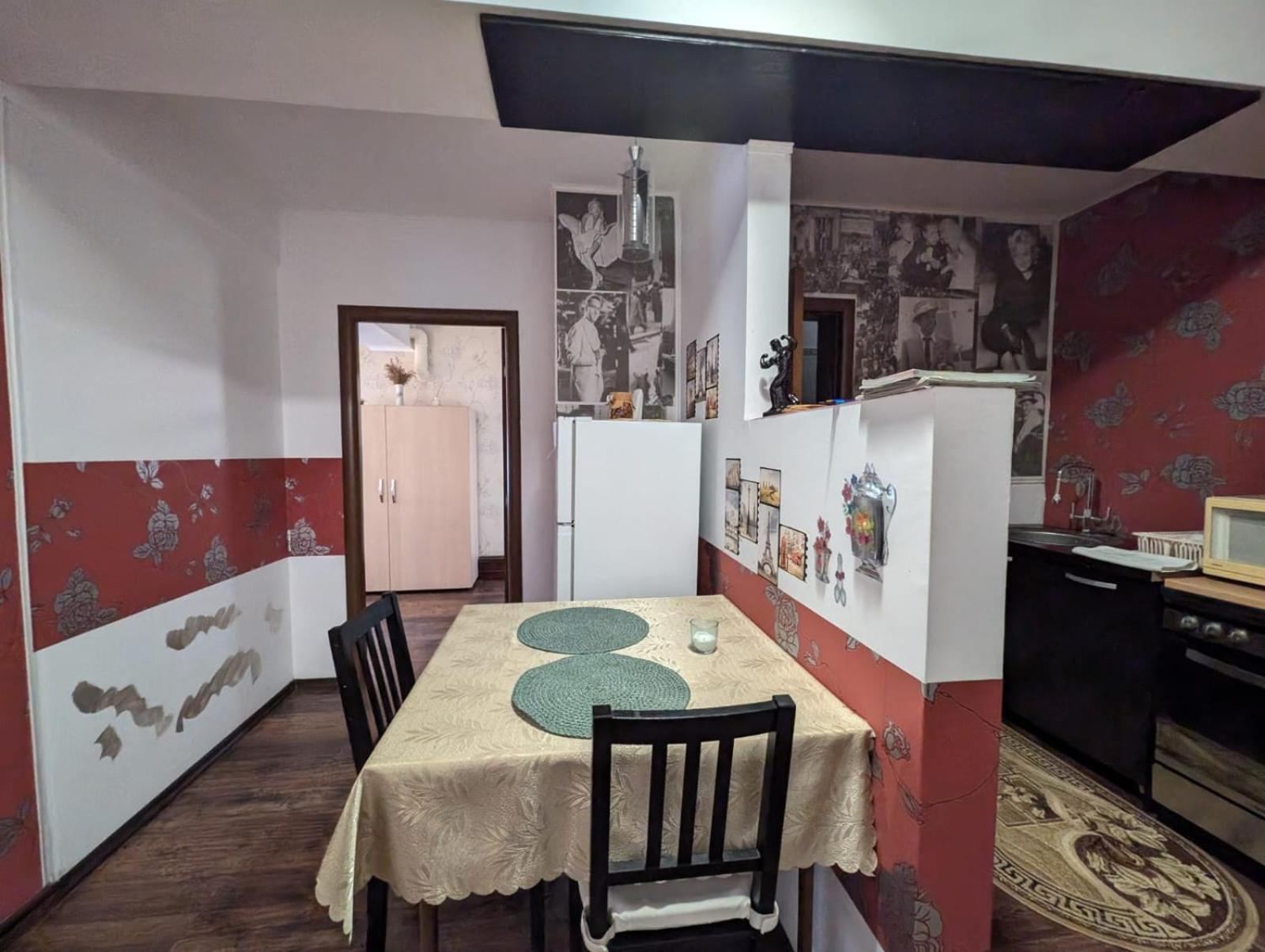 מלון Valea Adanca Casa Helen House, Iasi מראה חיצוני תמונה